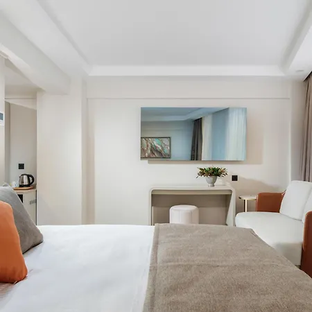 Perla Pura Hotel *