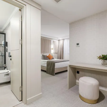 Perla Pura Hotel *