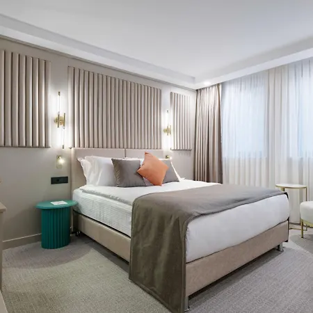Perla Pura Hotel *
