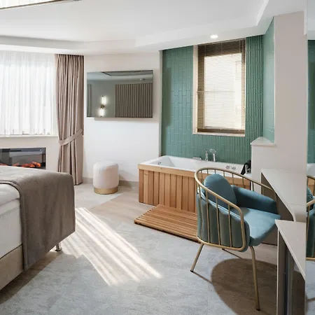 Hotel Perla Pura Esmirna