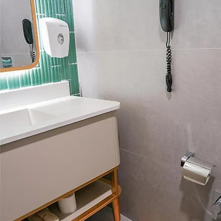 Hotel Perla Pura Esmirna