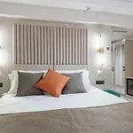 Perla Pura Hotel *