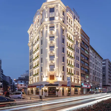Perla Pura Hotel Esmirna